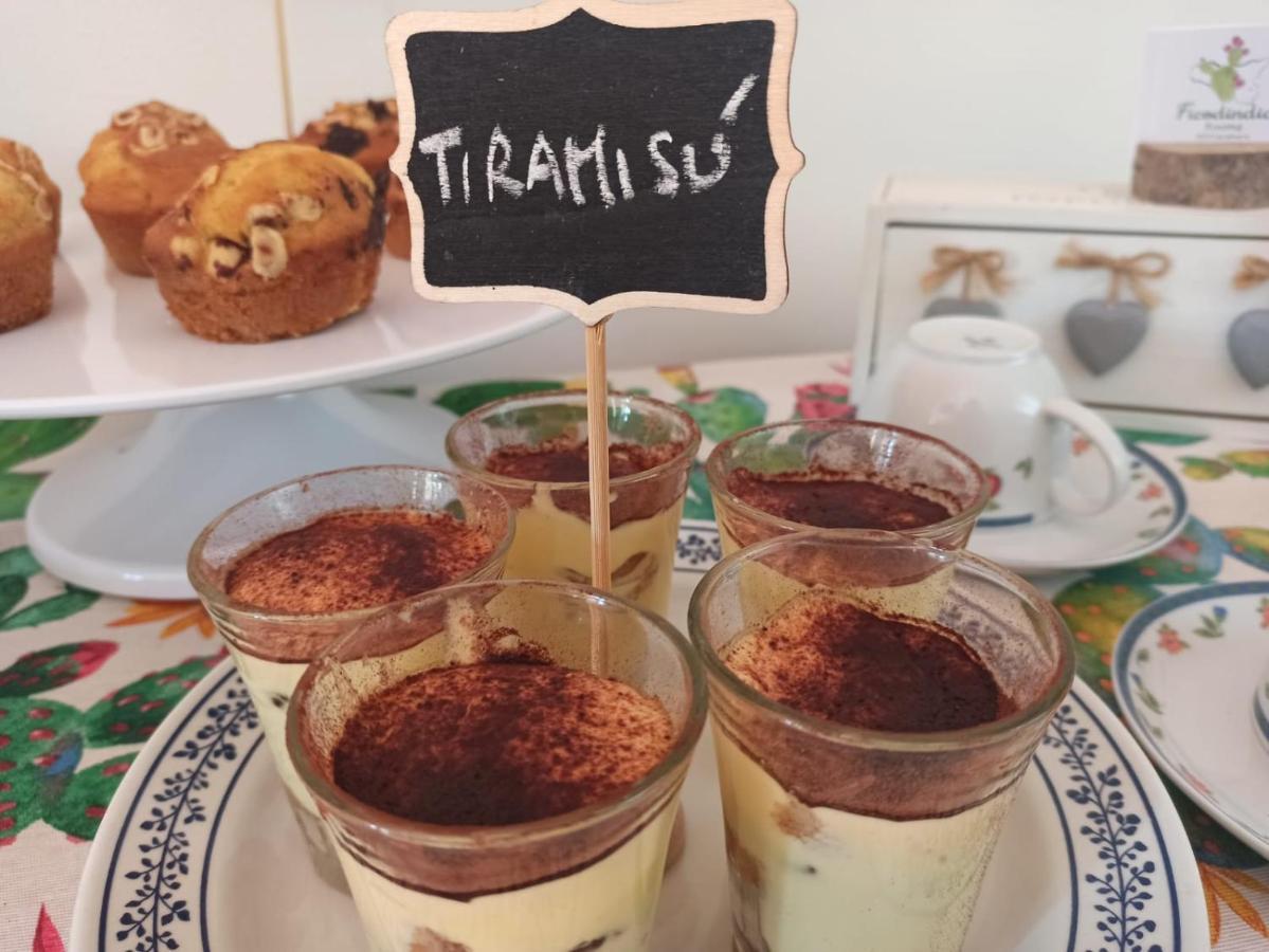 Ferula Loft Acomodação com café da manhã Sortino Exterior foto
