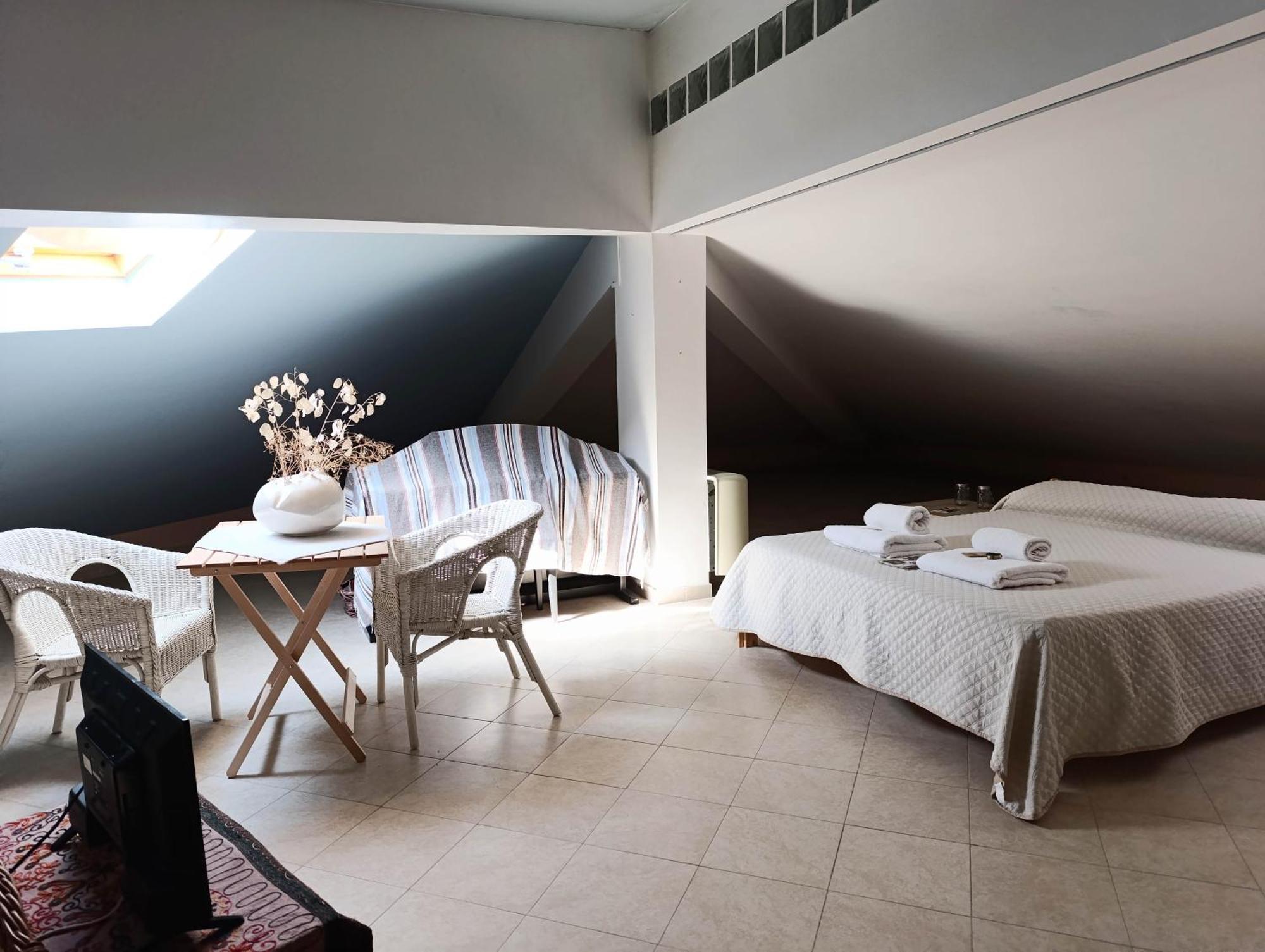 Ferula Loft Acomodação com café da manhã Sortino Exterior foto